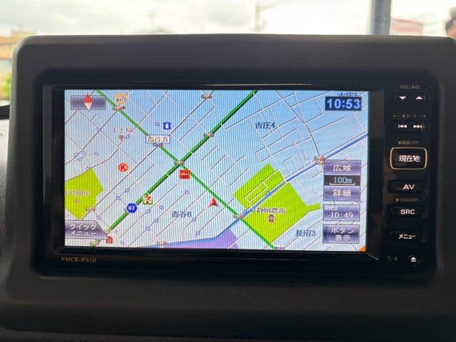 Car thumbnail 3