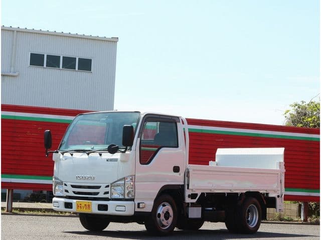 ISUZU