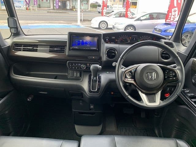 Car thumbnail 3