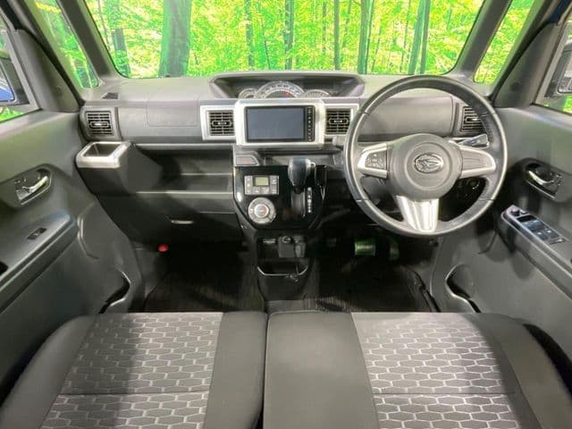 Car thumbnail 2