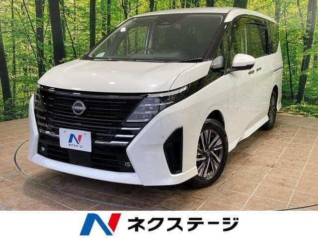 NISSAN