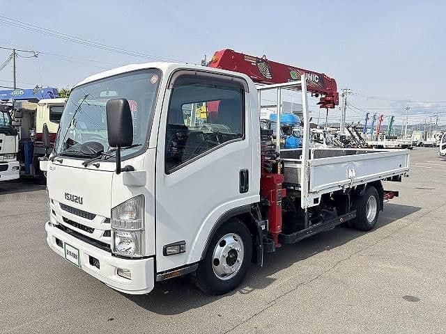 ISUZU