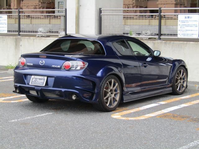 Car thumbnail 4