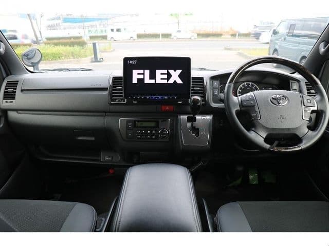 Car thumbnail 4