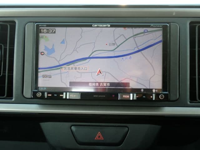 Car thumbnail 4