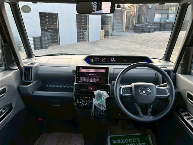 Car thumbnail 3