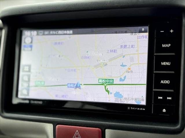 Car thumbnail 3