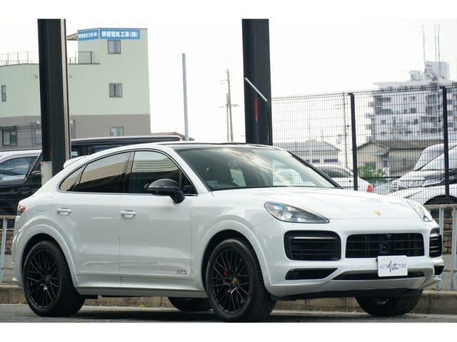 PORSCHE