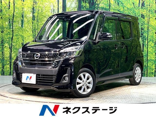 NISSAN