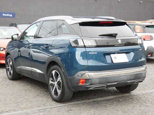 Car thumbnail 2