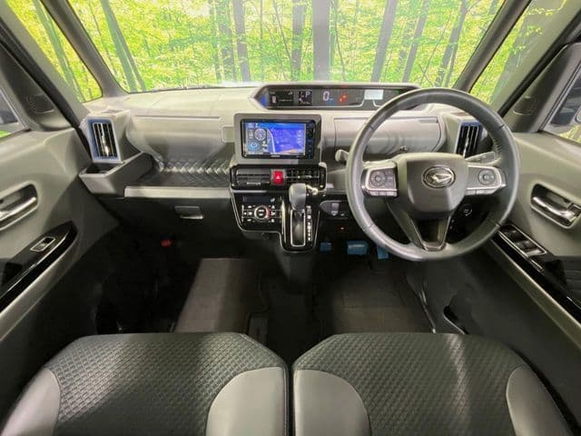 Car thumbnail 2