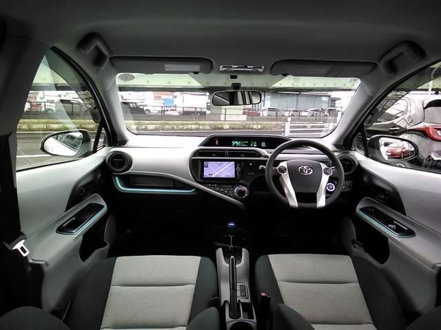 Car thumbnail 4