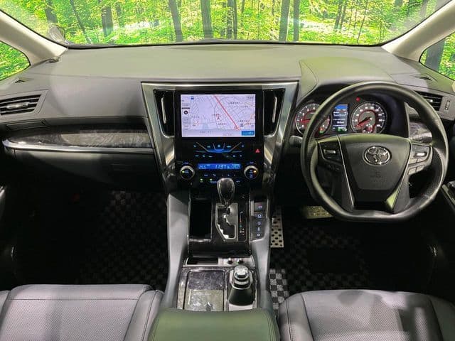 Car thumbnail 2