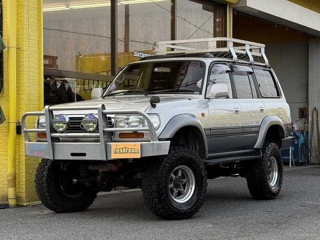 ISUZU