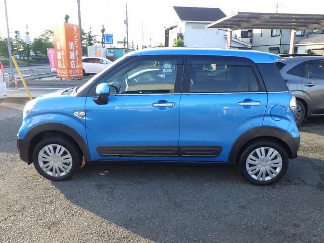 Car thumbnail 3