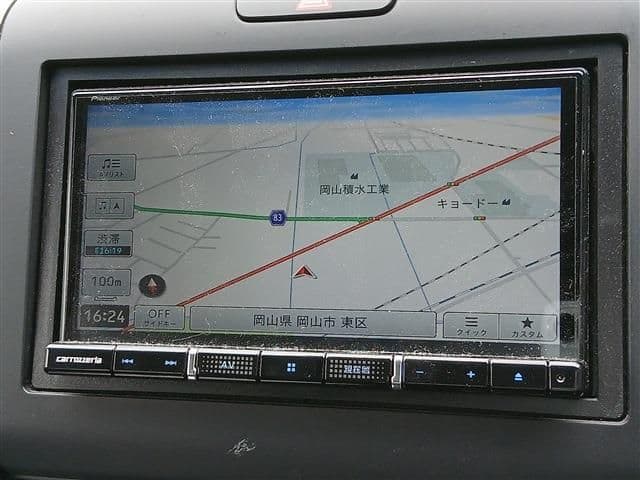 Car thumbnail 4