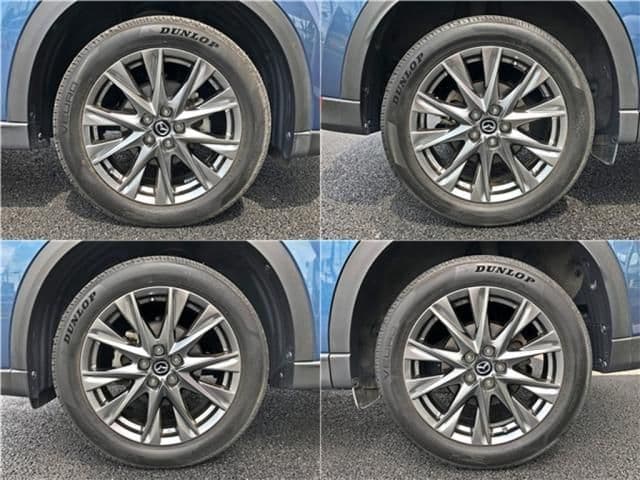 Car thumbnail 4