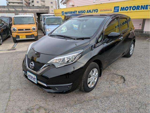 NISSAN