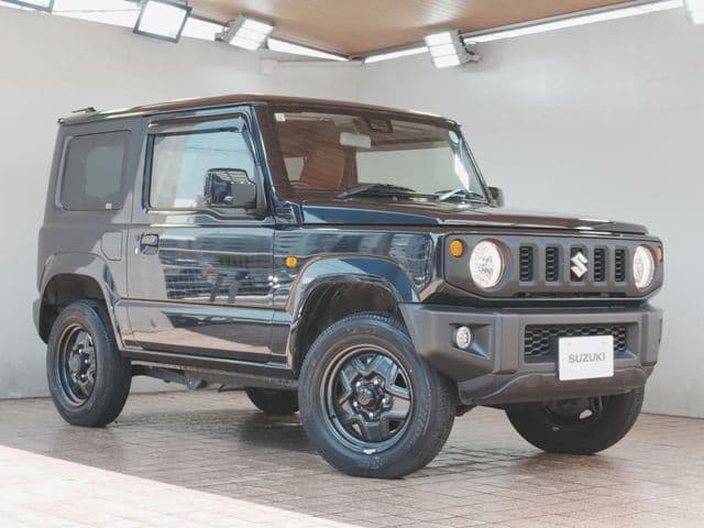 SUZUKI
