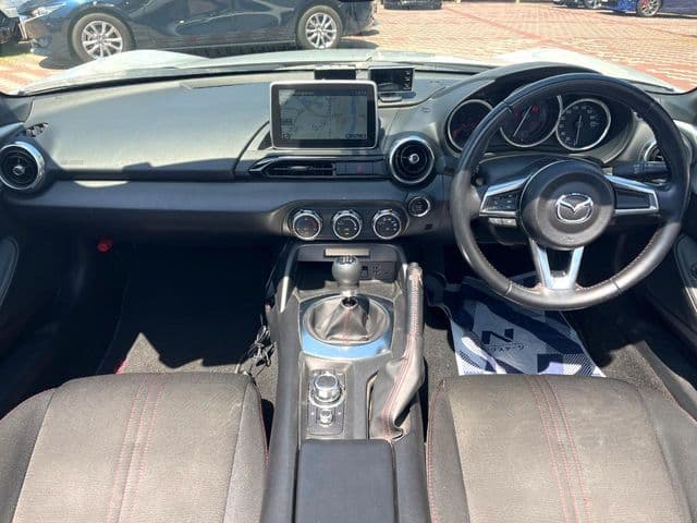 Car thumbnail 2