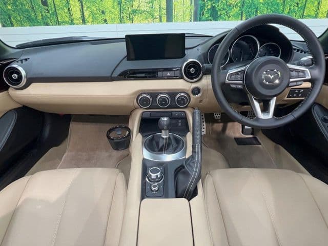 Car thumbnail 3