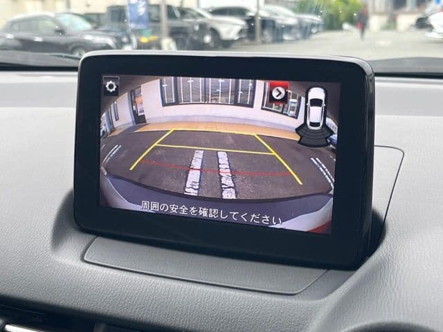 Car thumbnail 4