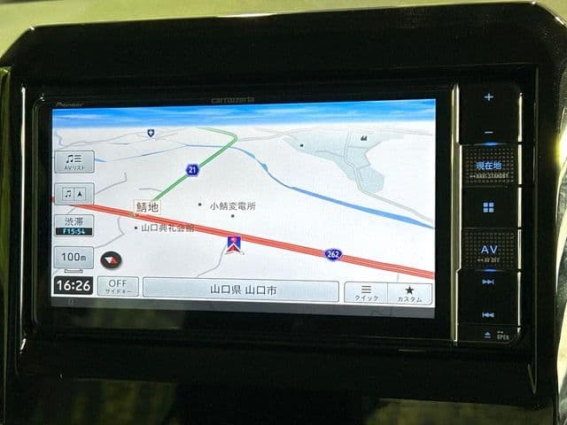 Car thumbnail 3