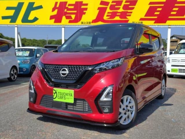 NISSAN