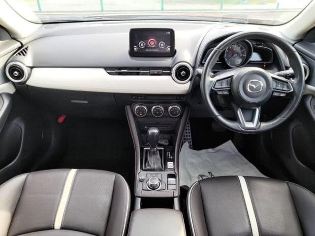 Car thumbnail 3