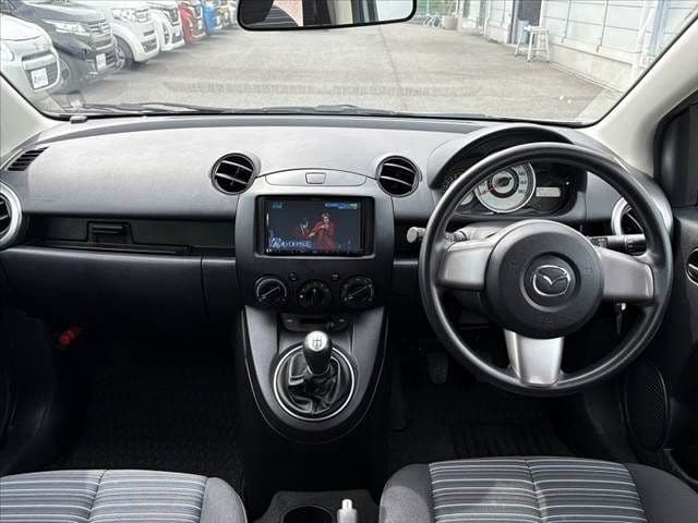 Car thumbnail 2