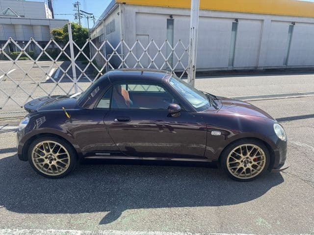Car thumbnail 4