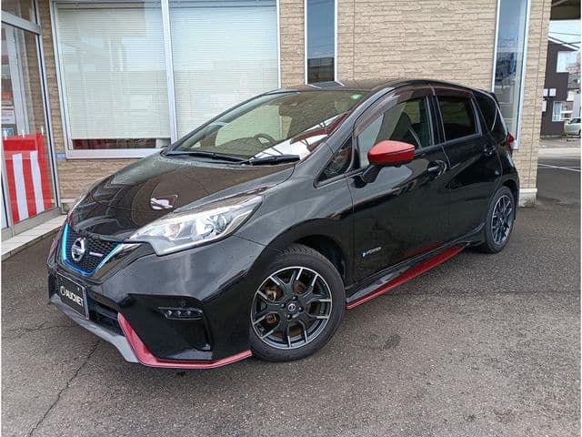 NISSAN