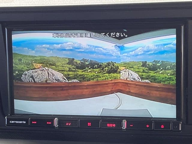 Car thumbnail 4