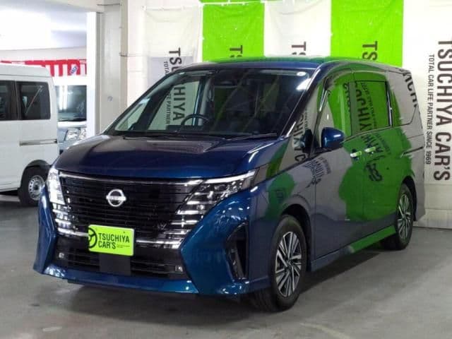 NISSAN