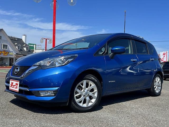 NISSAN