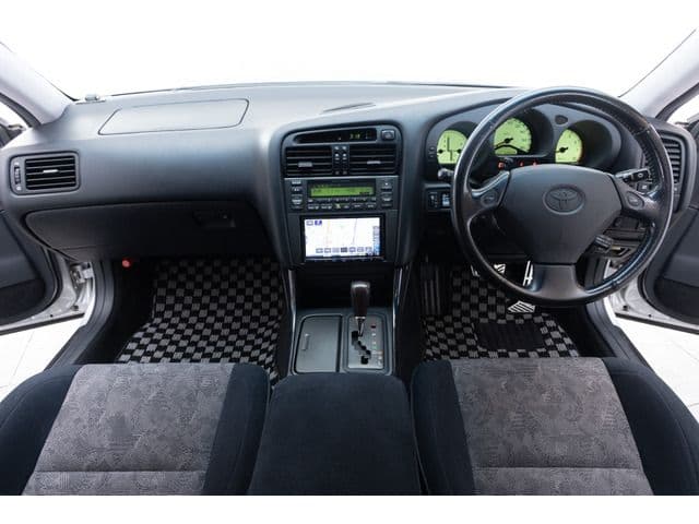 Car thumbnail 2