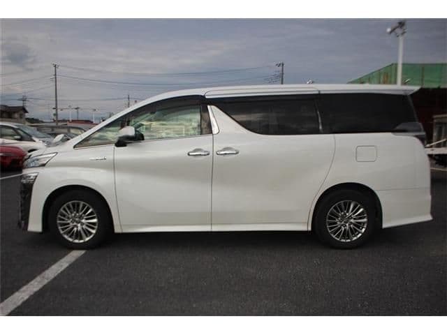 Car thumbnail 4