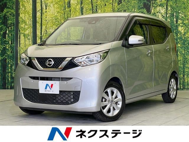 NISSAN