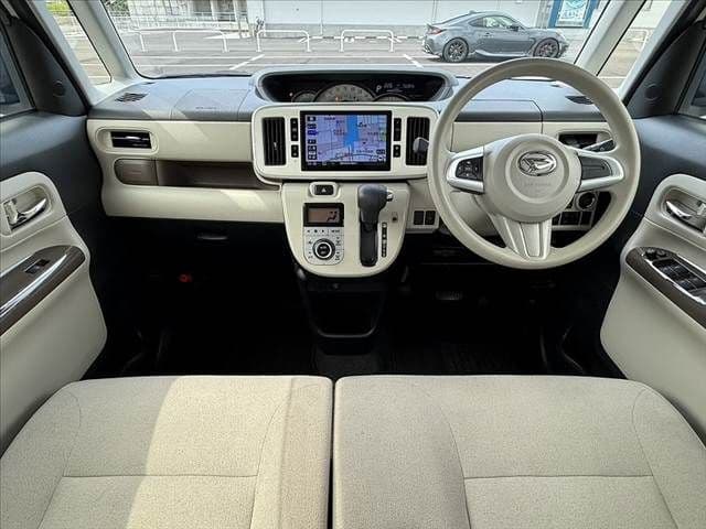 Car thumbnail 2