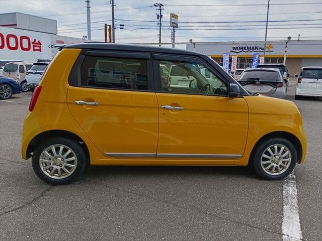 Car thumbnail 4