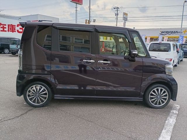 Car thumbnail 4