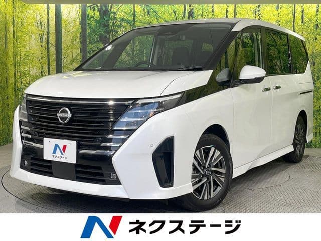 NISSAN