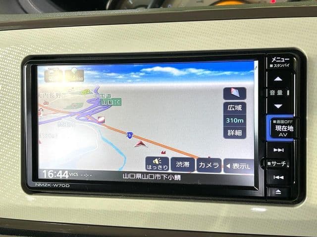Car thumbnail 3
