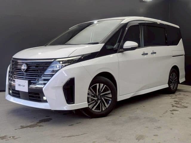 NISSAN