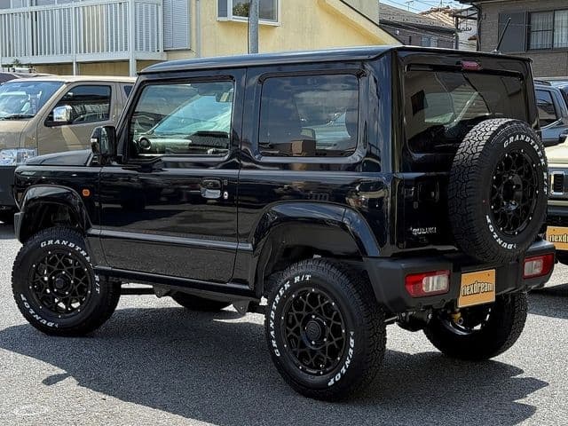 Car thumbnail 3