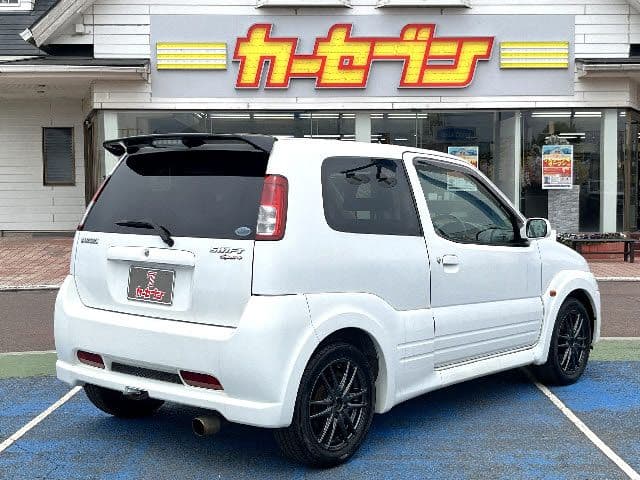 Car thumbnail 3