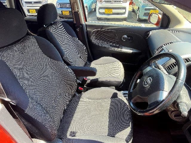 Car thumbnail 4