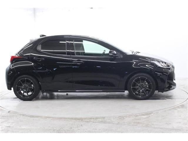 Car thumbnail 4