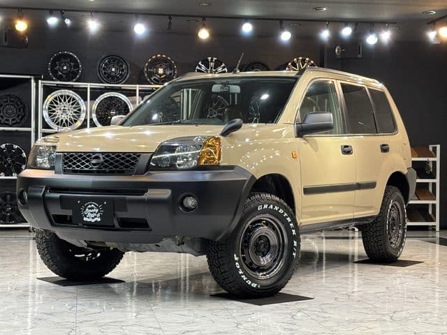 NISSAN