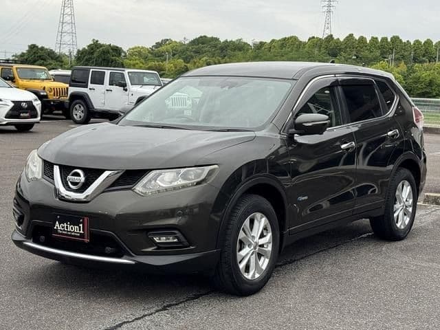 NISSAN